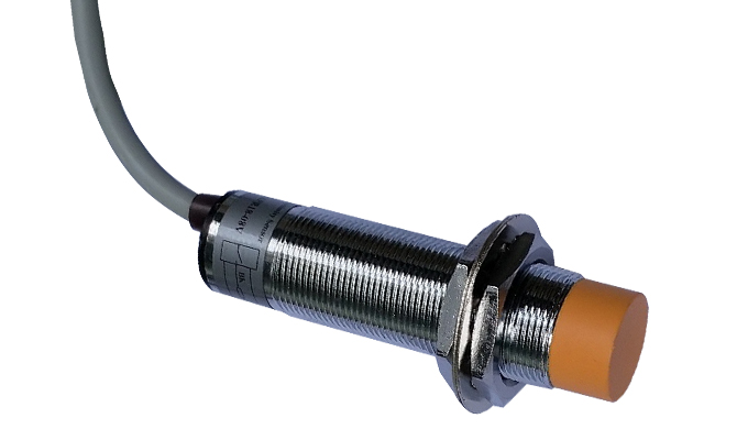 Cảm biến tiệm cận ngõ ra analog 0-10VDC